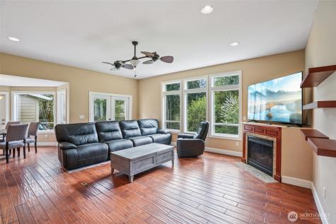 31415 NE 74th Avenue La Center WA 98629