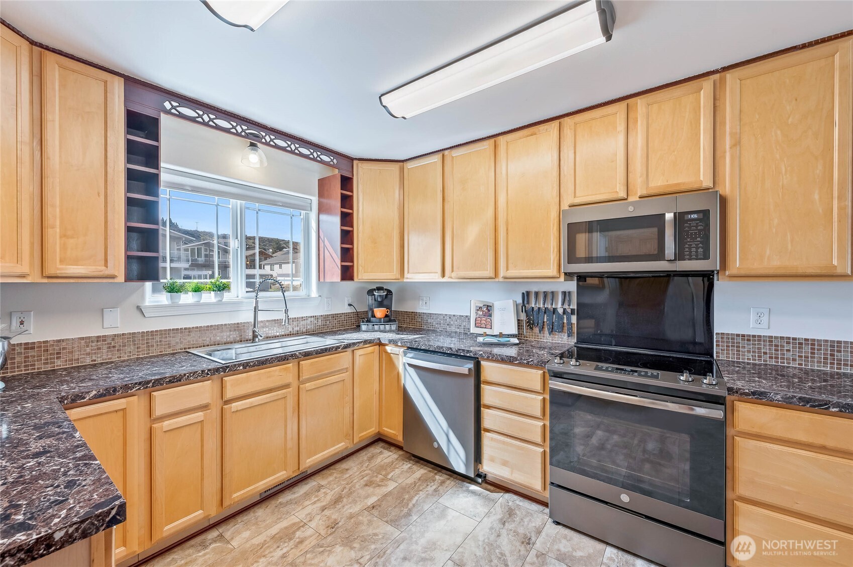225 E Marine View Place Orondo WA 98843