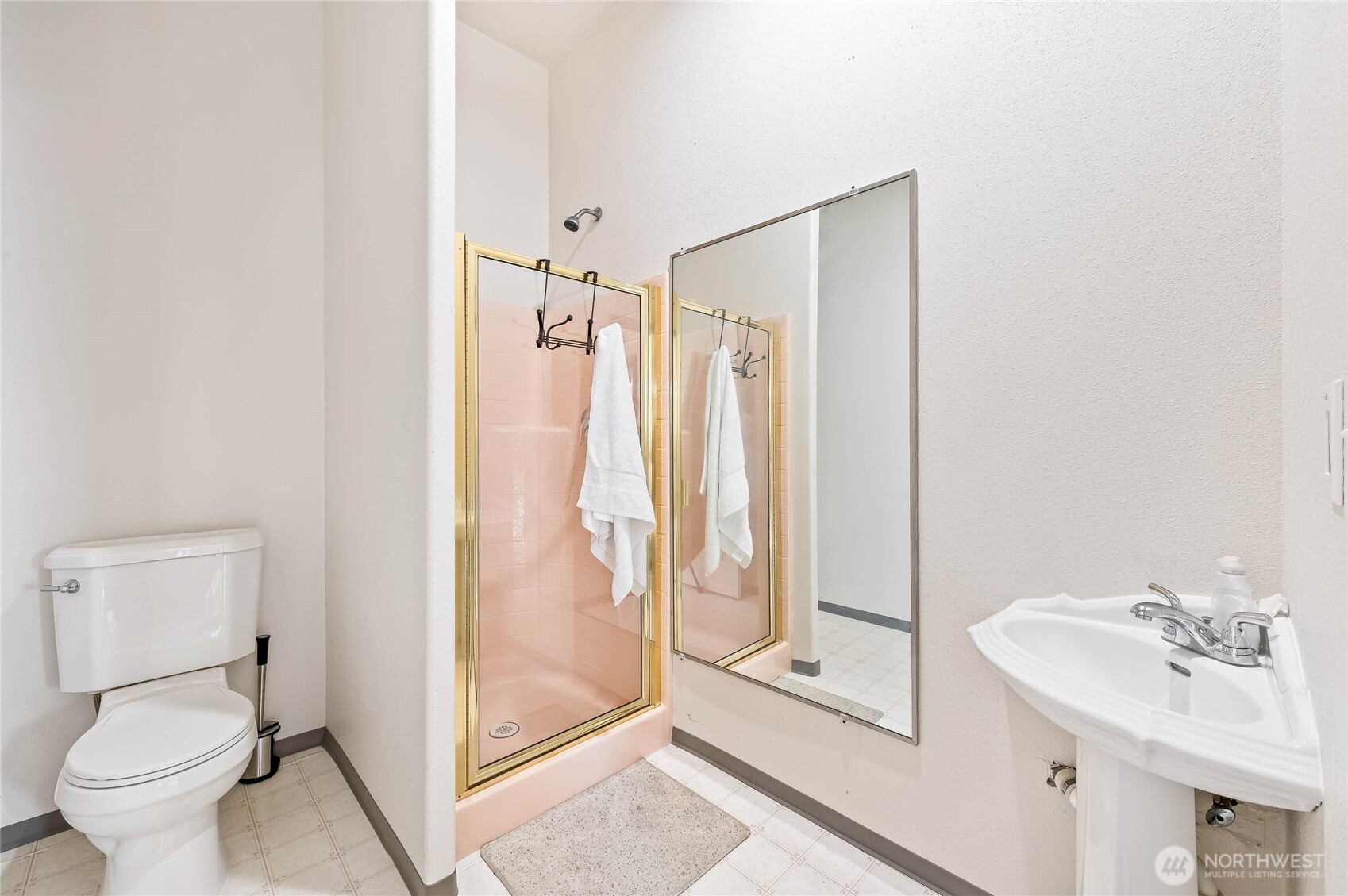225 E Marine View Place Orondo WA 98843
