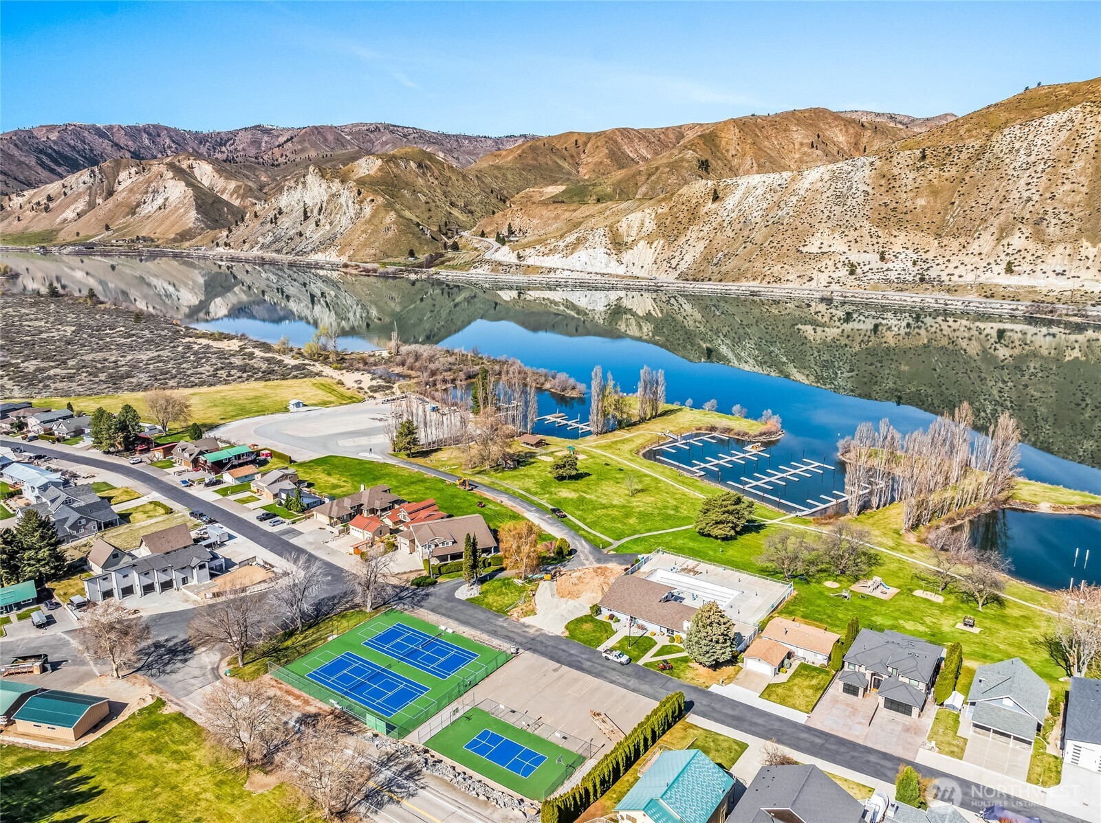 225 E Marine View Place Orondo WA 98843