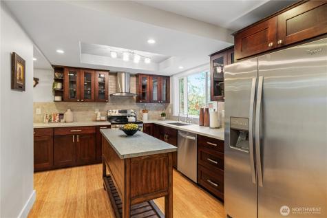 7905 207th Place SW Edmonds WA 98026