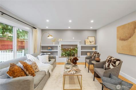 7905 207th Place SW Edmonds WA 98026