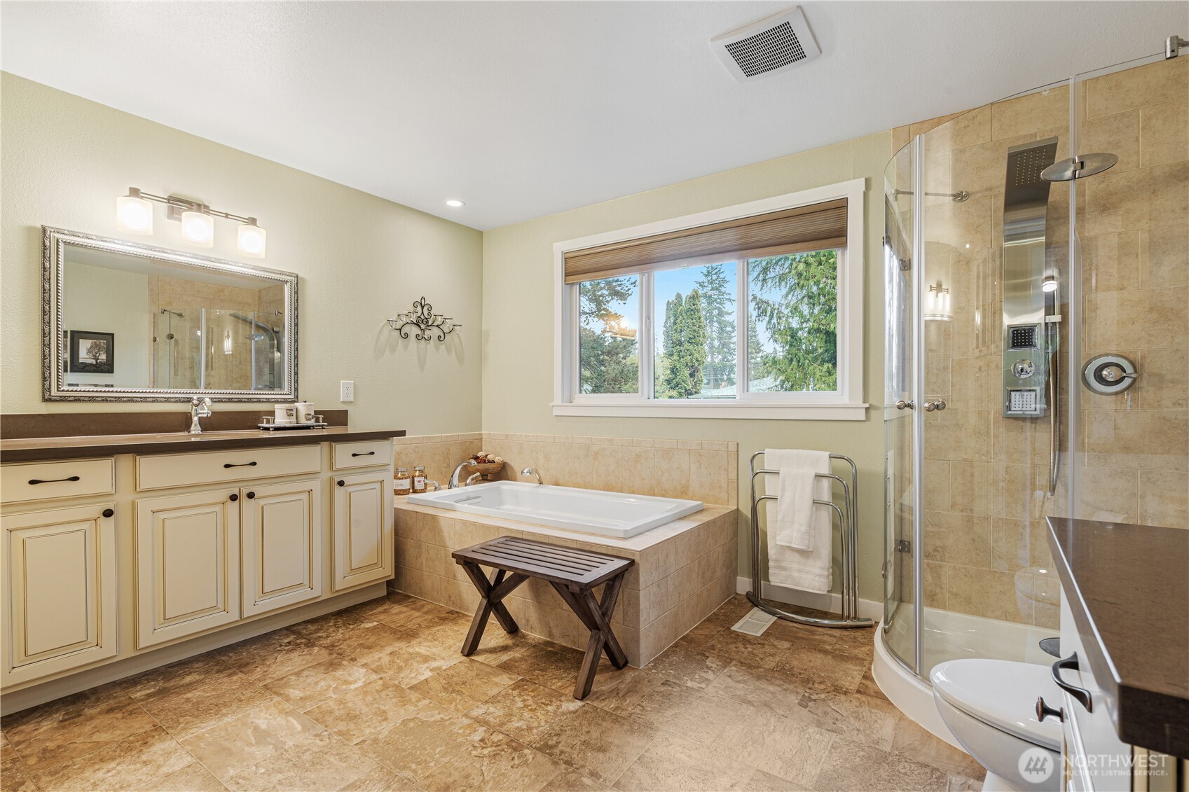 7905 207th Place SW Edmonds WA 98026