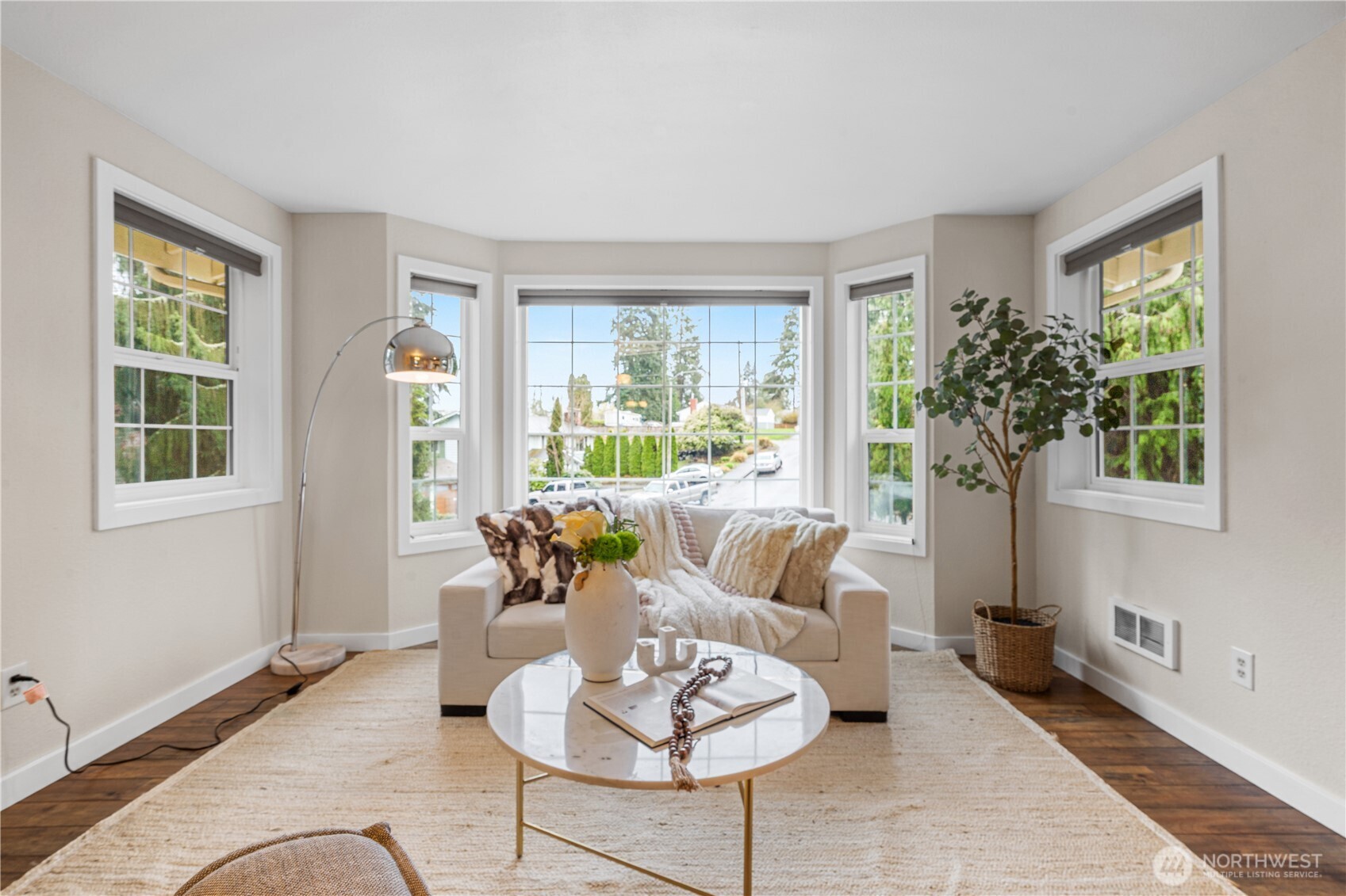 7905 207th Place SW Edmonds WA 98026