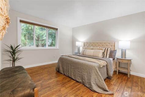 7905 207th Place SW Edmonds WA 98026