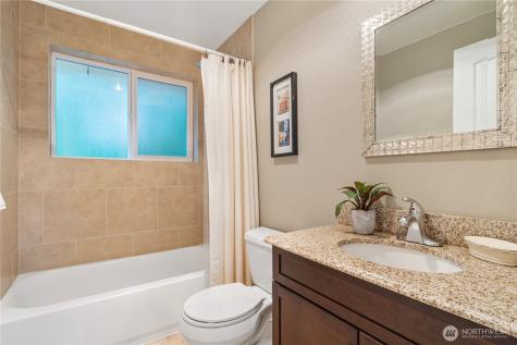 7905 207th Place SW Edmonds WA 98026