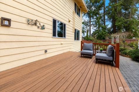 7905 207th Place SW Edmonds WA 98026