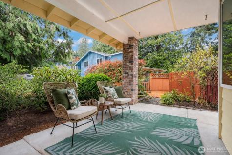 7905 207th Place SW Edmonds WA 98026