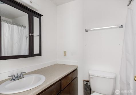 2642 Olympic Drive Oak Harbor WA 98277