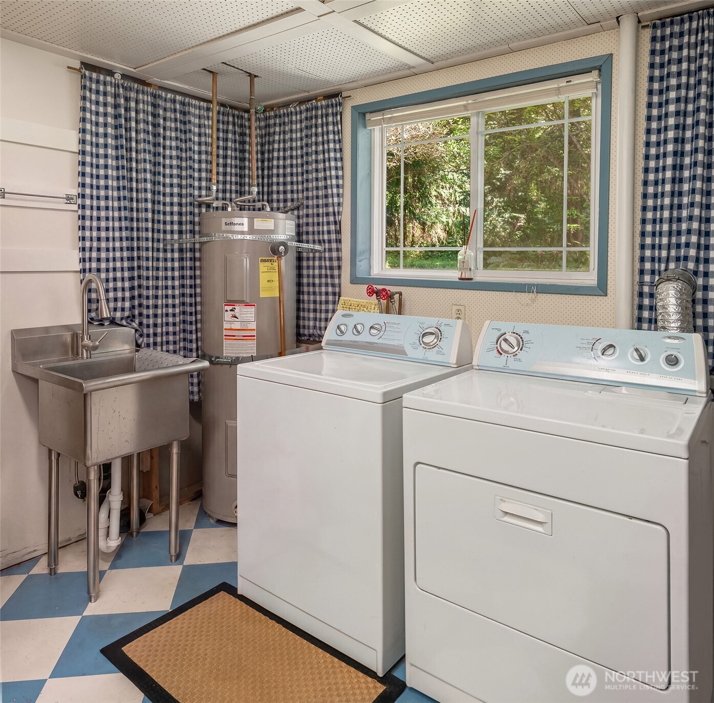 27428 97th Avenue SW Vashon WA 98070