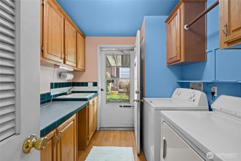 2716 S 371st Street Federal Way WA 98003