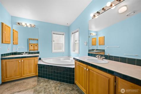 2716 S 371st Street Federal Way WA 98003