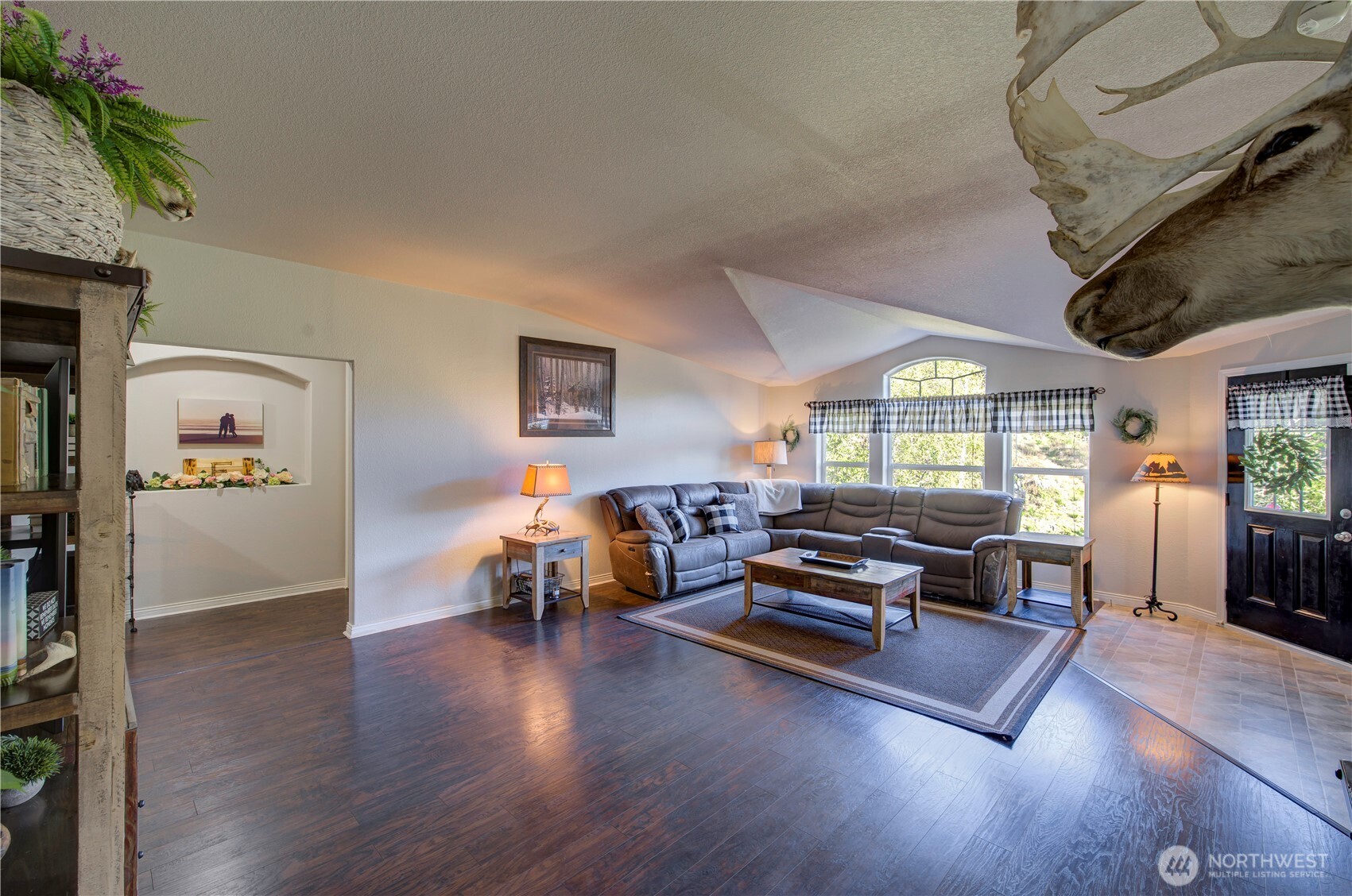 1220 Morrison Road South Bend WA 98596