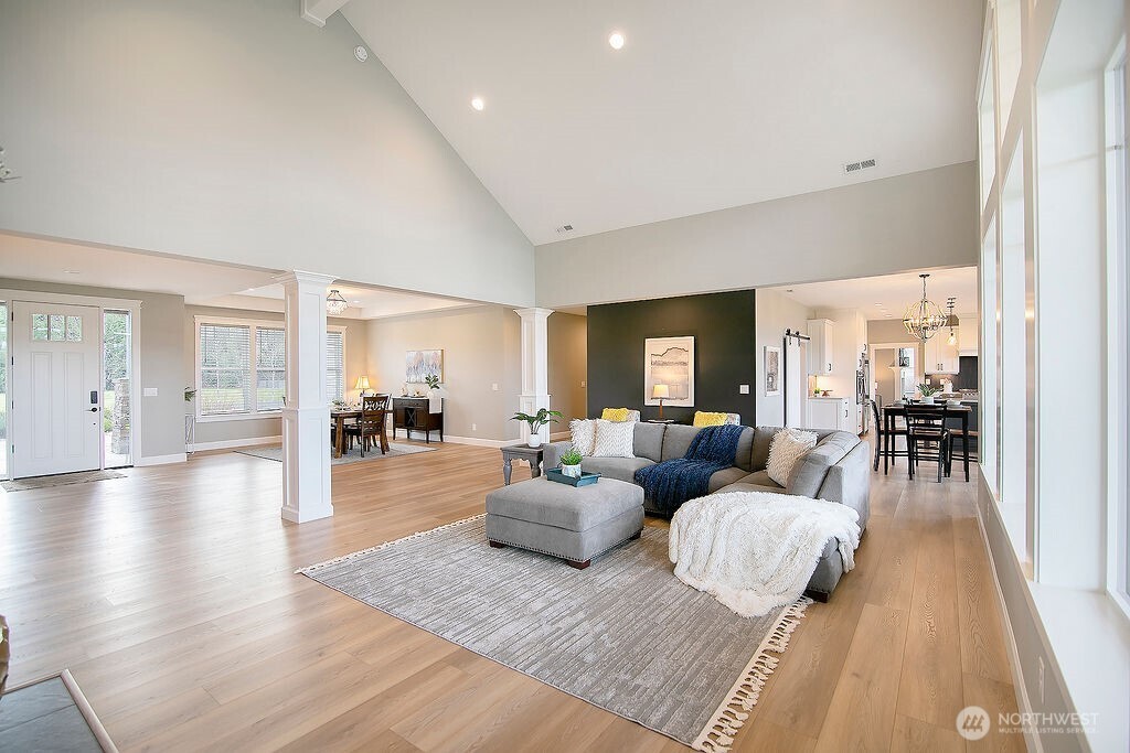 302 Waters Road Castle Rock WA 98611