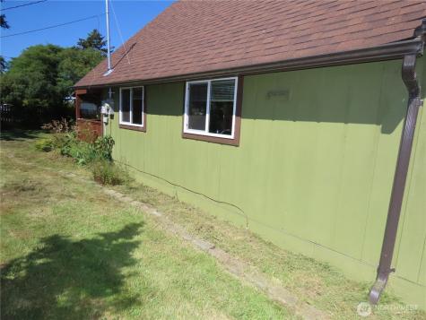 845 Schmid Road Grayland WA 98547