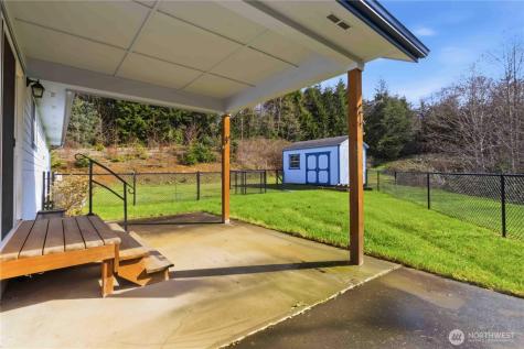 58 Alger Creek Heights Road Cathlamet WA 98612