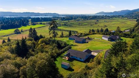 58 Alger Creek Heights Road Cathlamet WA 98612