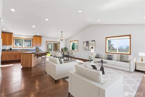 58 Alger Creek Heights Road Cathlamet WA 98612