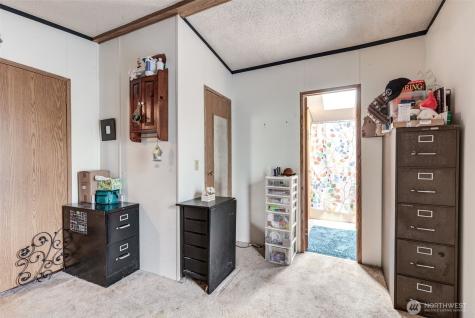 415 Lake View Road Lynnwood WA 98087