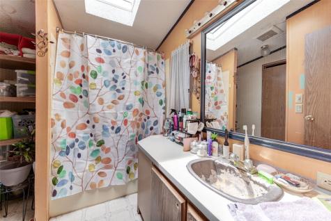 415 Lake View Road Lynnwood WA 98087