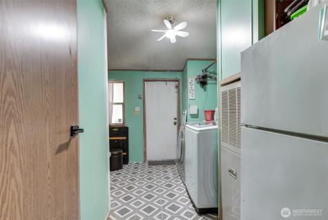 415 Lake View Road Lynnwood WA 98087