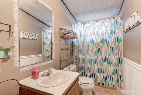 415 Lake View Road Lynnwood WA 98087