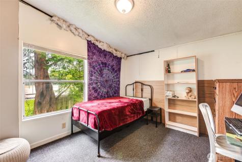 415 Lake View Road Lynnwood WA 98087