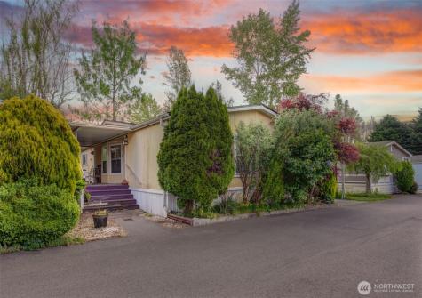 415 Lake View Road Lynnwood WA 98087