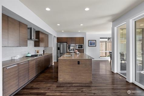 24287 Se 275th Court Maple Valley WA 98038