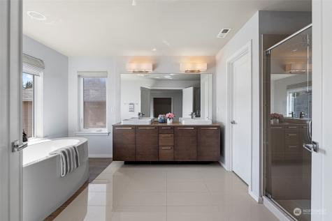 24287 Se 275th Court Maple Valley WA 98038