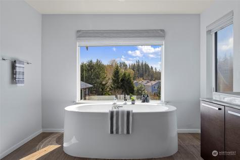 24287 Se 275th Court Maple Valley WA 98038