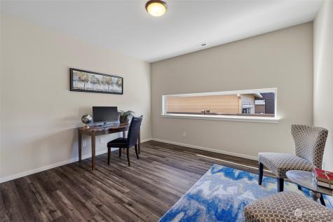 24287 Se 275th Court Maple Valley WA 98038