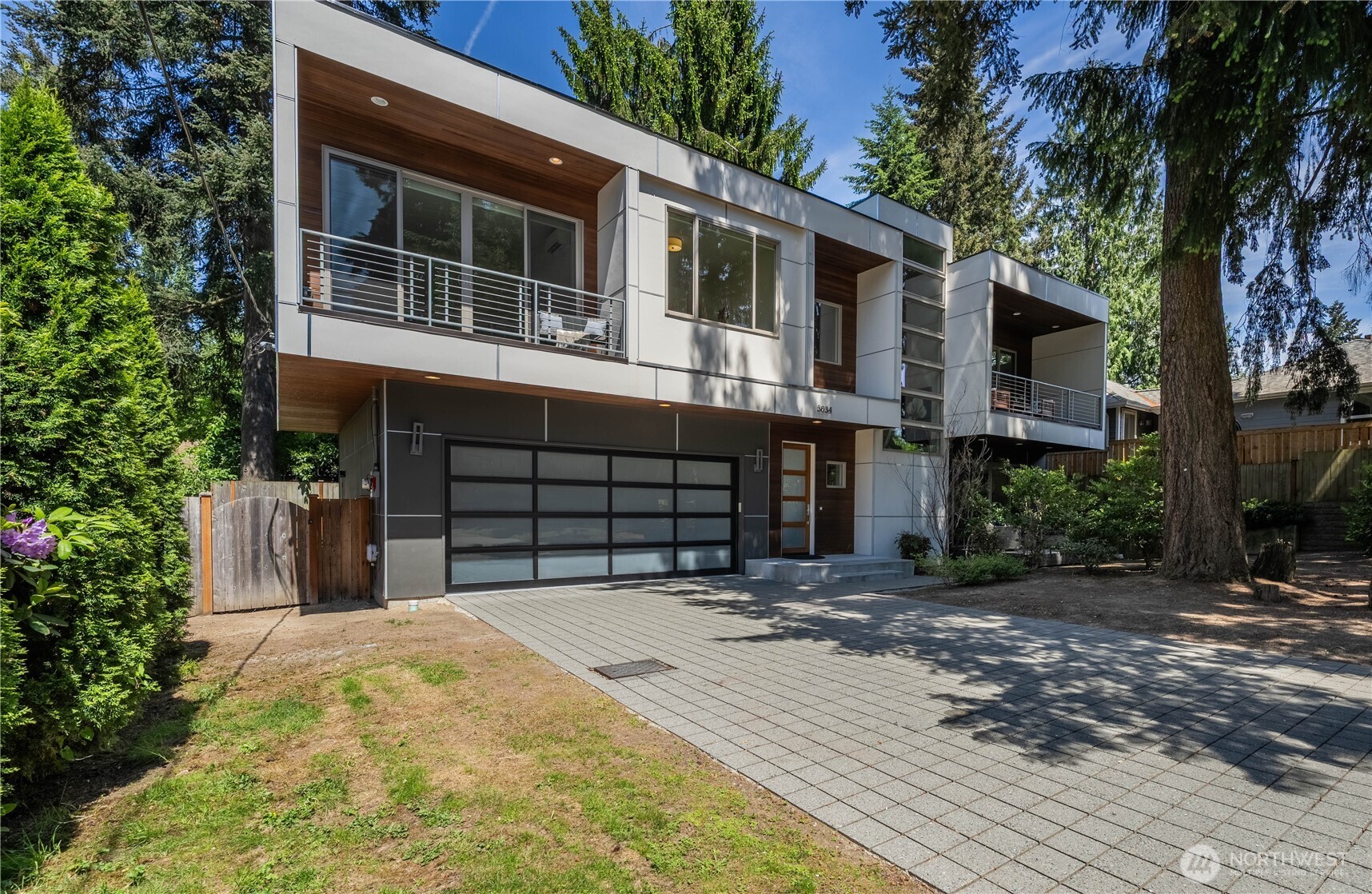 3034 NE 89th Seattle WA 98115