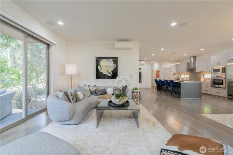 3034 NE 89th Seattle WA 98115
