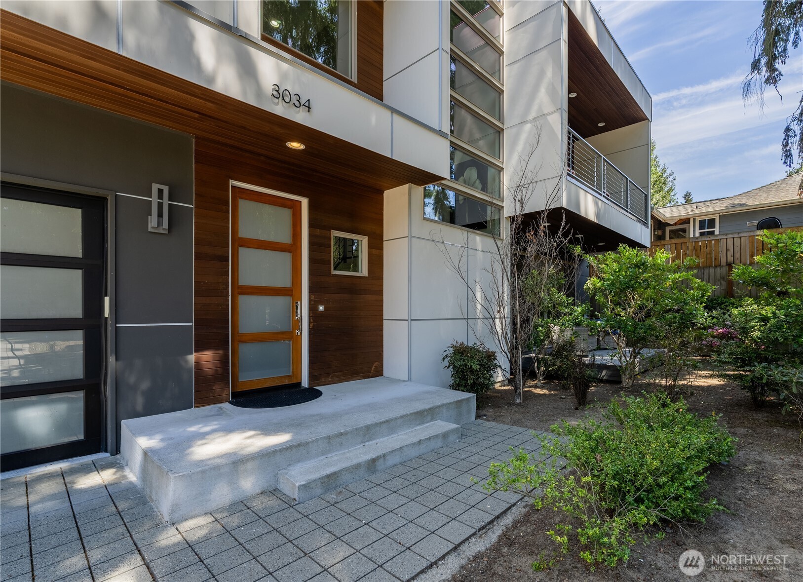 3034 NE 89th Seattle WA 98115