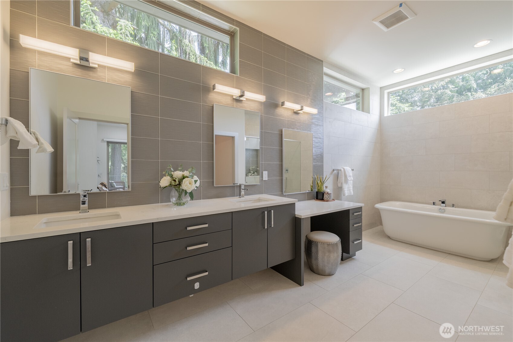 3034 NE 89th Seattle WA 98115