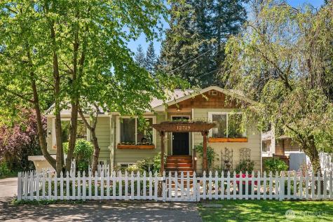 12719 12th Avenue NE Seattle WA 98125