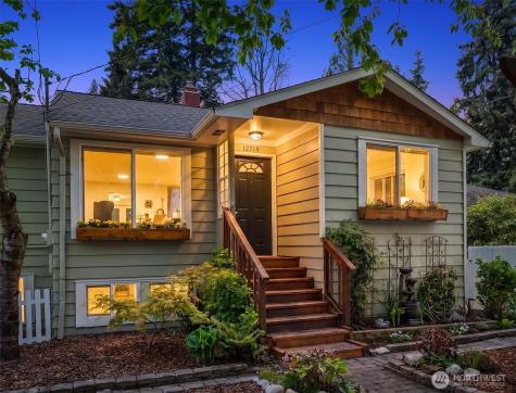 12719 12th Avenue NE Seattle WA 98125