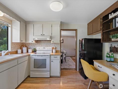 12314 NE 162nd Street Bothell WA 98011