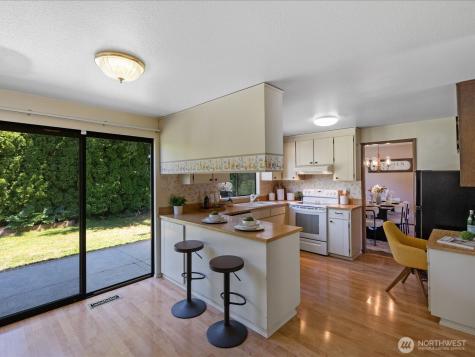 12314 NE 162nd Street Bothell WA 98011