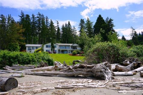 19810 Soundview Drive NW Stanwood WA 98292