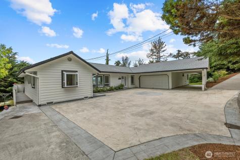 19810 Soundview Drive NW Stanwood WA 98292
