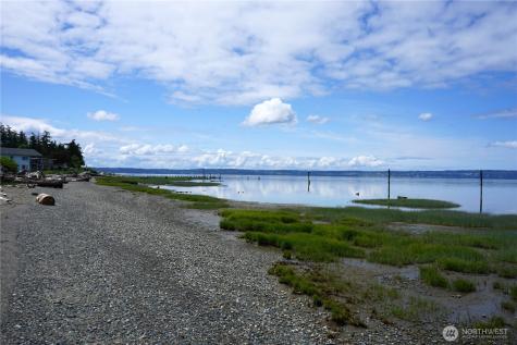 19810 Soundview Drive NW Stanwood WA 98292