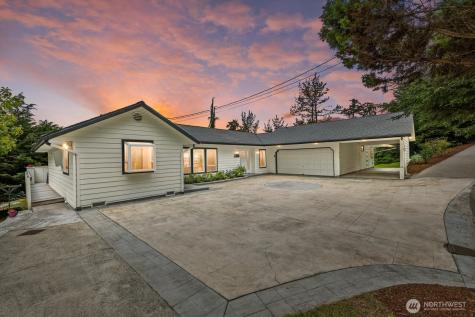 19810 Soundview Drive NW Stanwood WA 98292