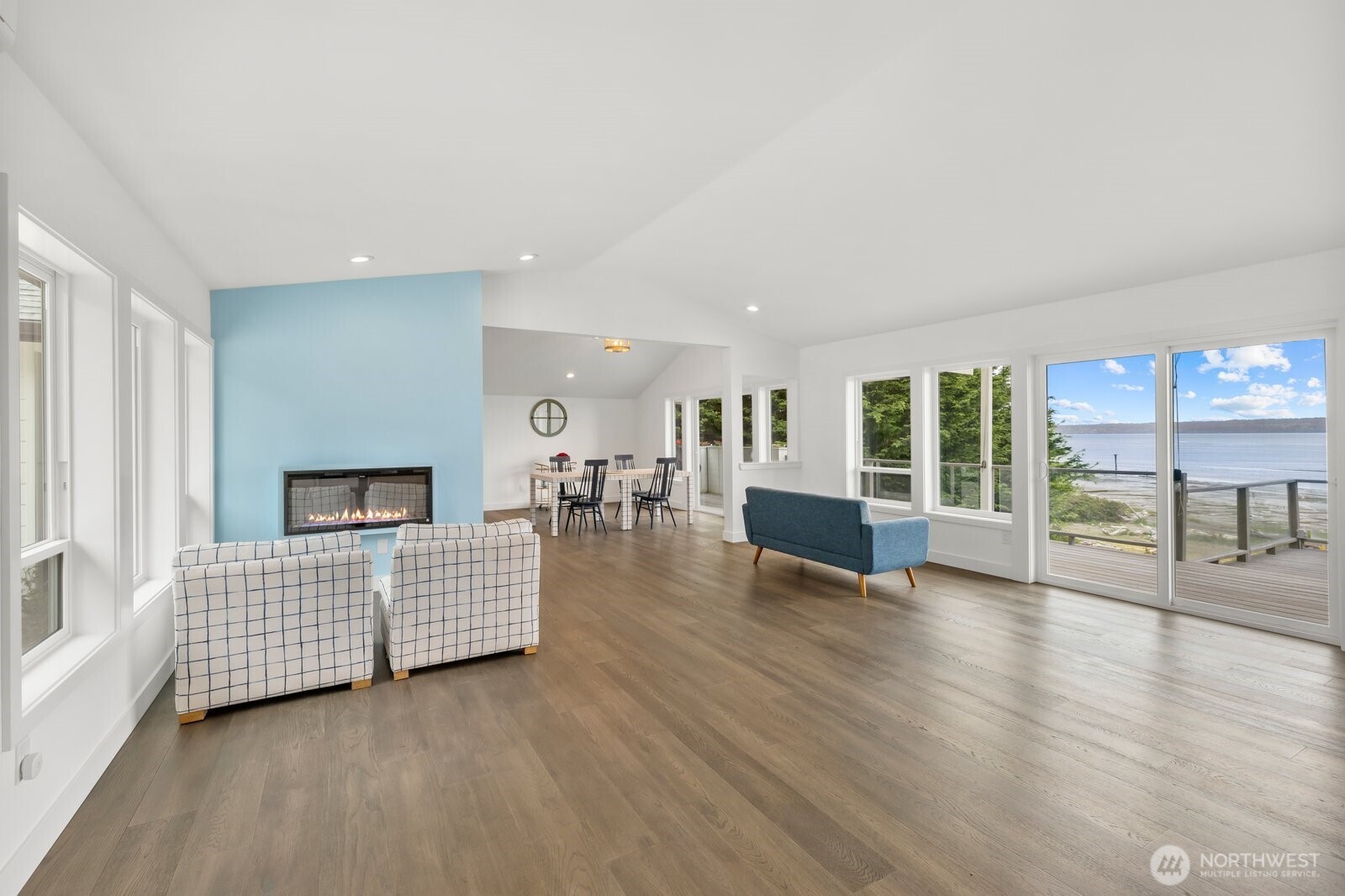 19810 Soundview Drive NW Stanwood WA 98292
