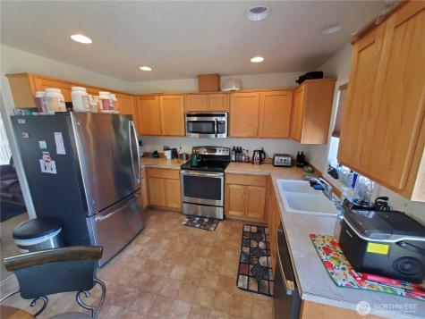 901 344th Street Ocean Park WA 98640