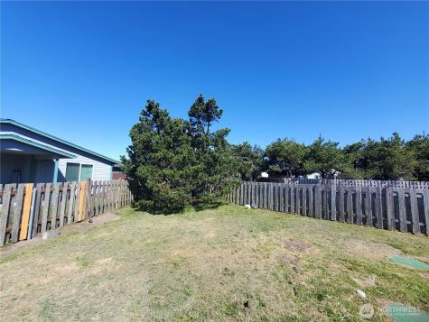 901 344th Street Ocean Park WA 98640