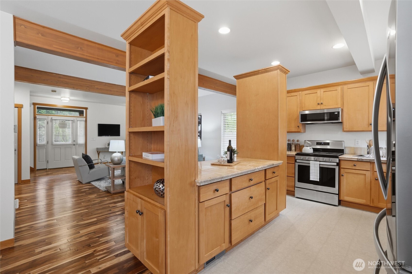 6604 198th Place SW Lynnwood WA 98036
