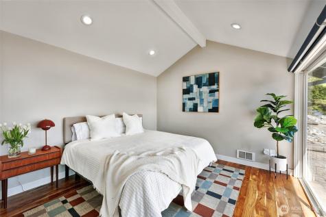 14208 Glen Acres Road SW Vashon WA 98070