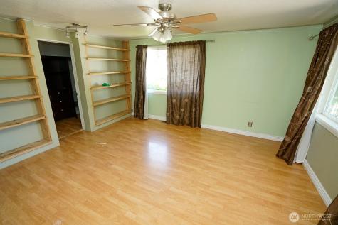 1245 W Axton Road Ferndale WA 98248